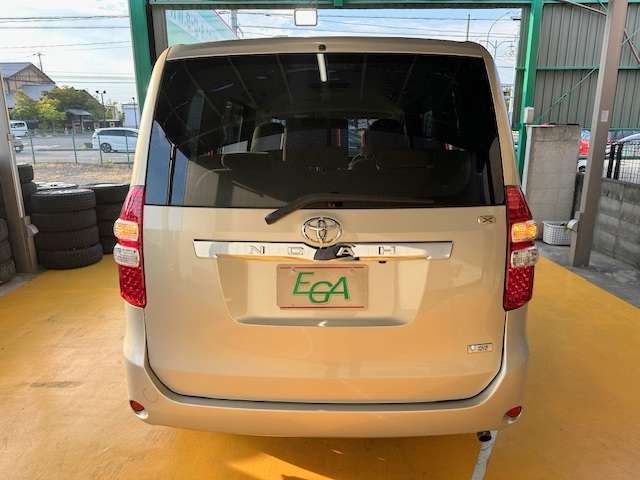 ご希望のお客様には、納車時までに細かなキズやヘコミなどを当社工場にて修復後お渡しする事も可能ですので、お気軽にスタッフまでご相談ください！（別途費用）