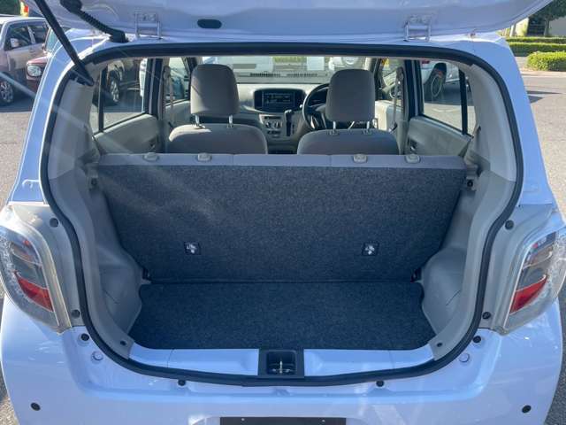 こちらの車両は掲載一例ですのでお客様のお好みのグレード・カラー・オプションがお選び頂けます♪内外装に装着されているオプションは本体価格には含みませんのでご希望のオプションに関してはお申し付け下さい♪