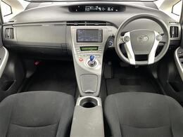 【インパネ全体】『インパネ全体』の画像になります。写真の内容に関してご不明点、ご質問等がございましたらお気軽にガリバー店舗までお問い合わせください。