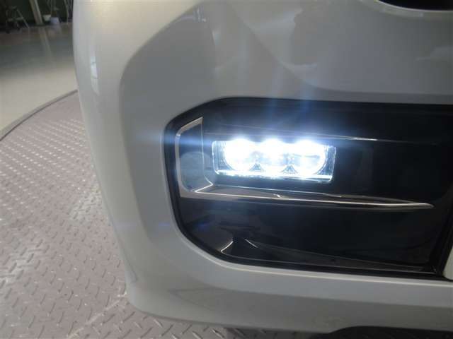 当店はお客様駐車場ももちろん完備しております。いつでもお気軽にご来店ください。