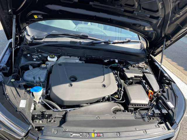 中古車情報はもちろん、新車・サービスの最新情報を掲載。ホームページは　http://www.ideal-hp.com