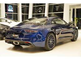 ★外装・内装ともに大きな傷や凹み等なく弊社の展示車輌は自社の厳選なる基準と第三者機関（2社）のチェックを行い良品にこだわって展示をしております。修復歴のある車輌は展示しておりません。★