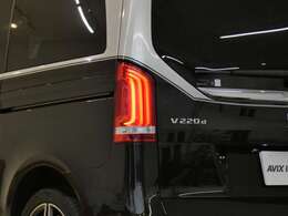 レーンキーピングアシスト）等豪華装備満載です！！　今、話題の2リッタークリーンディーゼルエンジンと電子制御9速ATが軽快な走りを演出してくれます！！