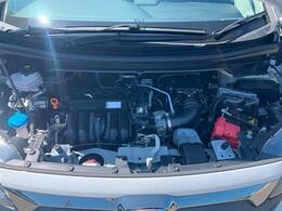 ・ステアリングスイッチ　　　・レーダークルーズコントロール　　　・純正15インチAW　　　・電動格納ミラー　　　・フロアマット　　　・スマートキー　　　・スペアキー　　　・保証書　　　・取説書