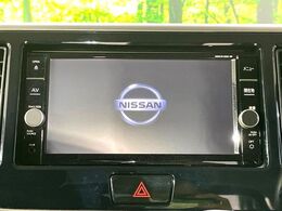 【純正ナビ】人気の純正ナビを装備。オーディオ機能も充実しており、Bluetooth接続すればお持ちのスマホやMP3プレイヤーの音楽を再生可能！毎日の運転がさらに楽しくなります！！