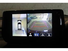 真上からの視点で車を見ることが出来る全方位カメラ機能付き！