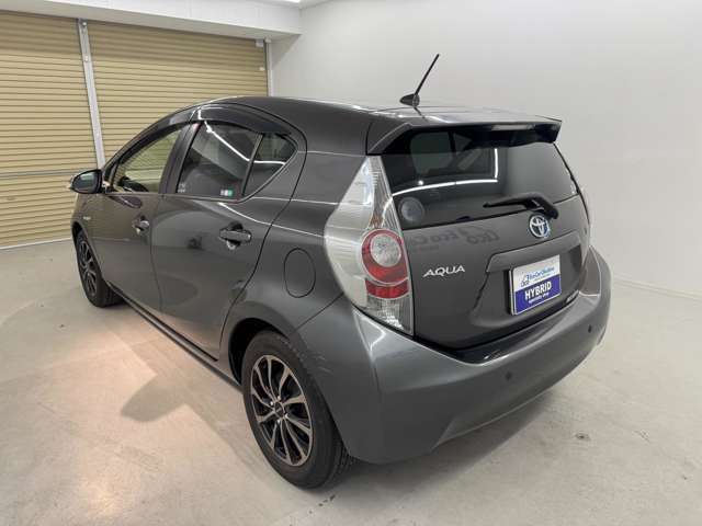 車輌仕入れ時には、陸運支局指定工場にて全車下廻りチェック・機関系のチェックを行なっております！拡大画像は弊社HPをご参照下さいませ！HPはこちらへアクセス→https://ecocar-okuhira.com/