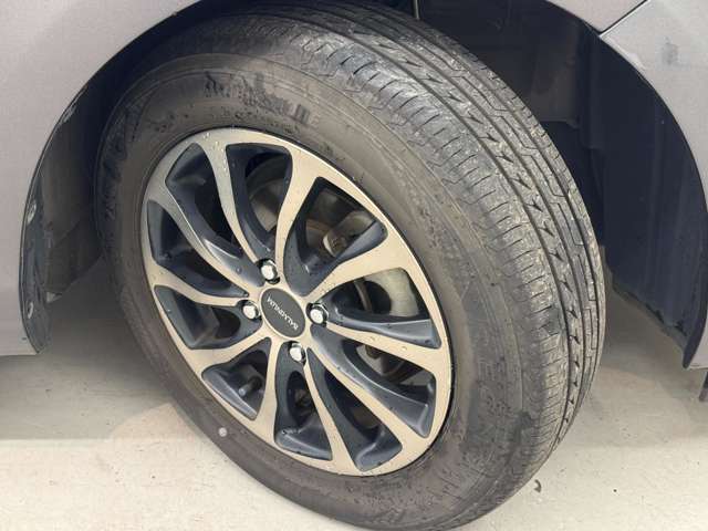 当店のお車はすべてご来店のお客様を最優先・先着順にてご案内しております！スムーズにご対応させて頂くためご来店予約をおすすめしております！お気軽にご連絡くださいませ。072-365-511