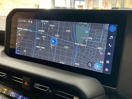 【純正メーカーナビ】装備でフルセグTV視聴やBluetooth等充実装備。