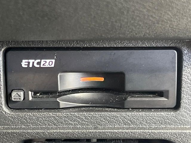 【ETC】高速道路の料金所をストレスなく通過！話題のスポットやサービスエリアに多い「スマートIC」利用時は必須のアイテムです。当店でセットアップを実施、ご納車当日からすぐにご利用いただけます！