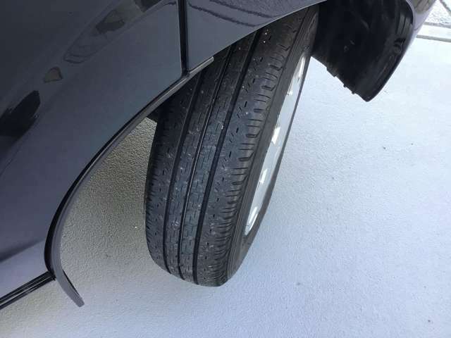 タイヤの溝はまだ大丈夫！