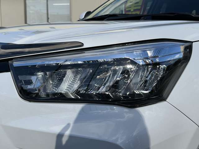 専門スタッフがボディから内装の隅々まできれいに仕上げていきます！