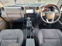 【インパネ全体】『インパネ全体』の画像になります。写真の内容に関してご不明点、ご質問等がございましたらお気軽にガリバー店舗までお問い合わせください。