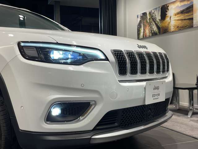 JEEP伝承のセブンスロットルグリル！