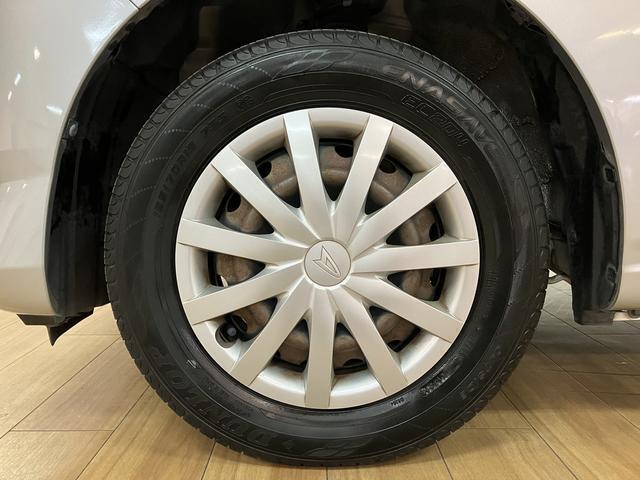純正フルホイ-ルキャップ装備！