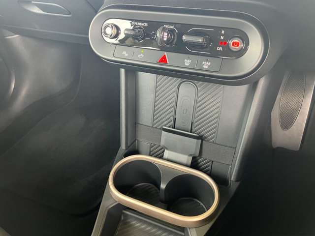 人気のワイヤレスチャージング！