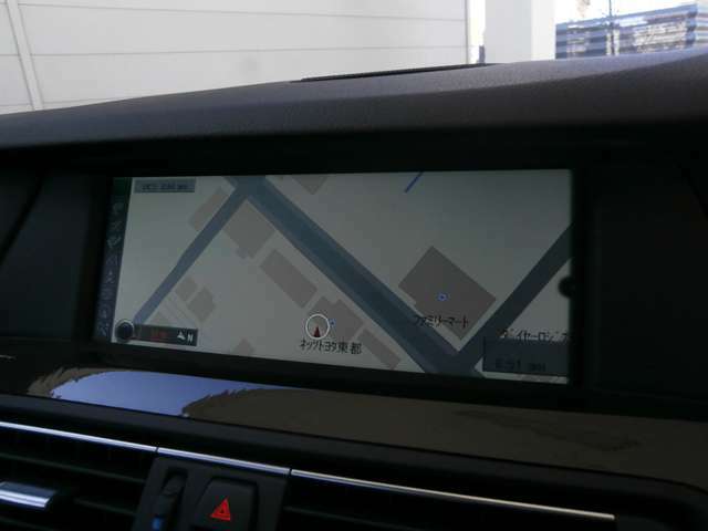 純正HDDナビ装着車　地デジ視聴可能です。