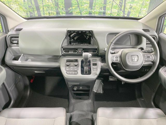 グループ総在庫数約30，000台！！全国の系列店からメーカー・車種問わずご紹介出来るので、あなたにピッタリのお車が見つかるはずです♪まずはお問い合わせ下さい☆