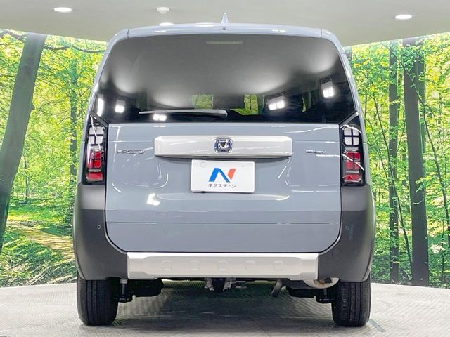 安心の最長10年・走行無制限保証（有償）をご用意。保証内容も充実はもちろん、無料点検＆オイル交換や、年中無休の全国・24時間ロードサービスも付帯されておりますのでご安心下さい。