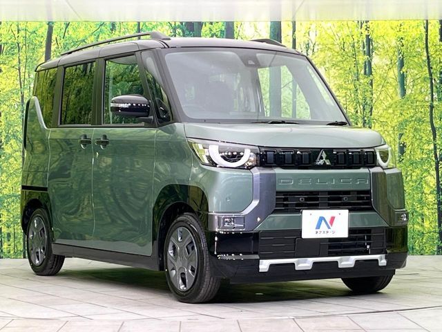 大好評のボディコーティング「弾スプラッシュコート」もご納車までに施工可能。通常のガラスコートと異なる、耐久年数6年の無機質ガラスコーティングが、ボディをキレイな状態に保ってくれます。