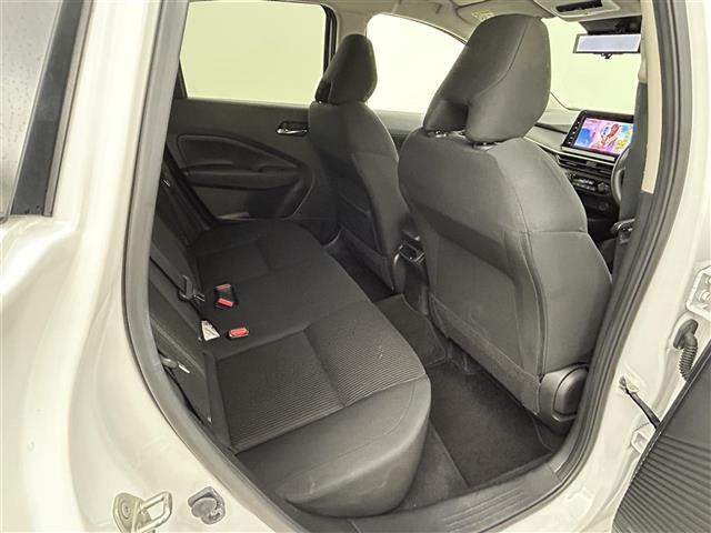 【運転席】『運転席周辺』の画像になります。写真の内容に関してご不明点、ご質問等がございましたらお気軽にガリバー店舗までお問い合わせください。