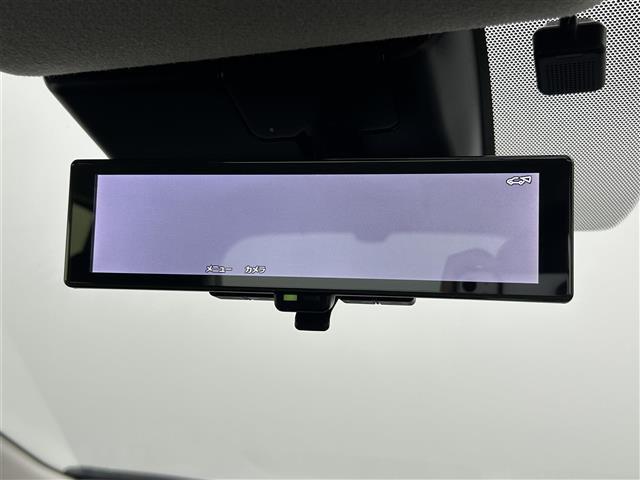 【バックミラー】『バックミラー周辺』の画像になります。写真の内容に関してご不明点、ご質問等がございましたらお気軽にガリバー店舗までお問い合わせください。