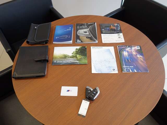 ◆ローンリース等ファイナンス商品、BMW専用自動車保険、BMWカード、コーティング、板金塗装、ドライブレコーダーなど社外品の取扱もございます。お車に関することは全てバルコムにお任せ下さい◆