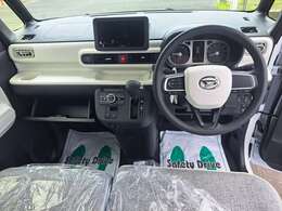 快適なカーライフを過ごしていただくためにオイル交換～定期点検や車検整備なども実施。国土交通省トップランクの指定工場6拠点、認証工場1拠点の体制で高いクオリティの整備を実施しております。