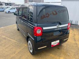 リヤドア・リヤクォーター・バックドアウィンドウにスモークドガラスを採用