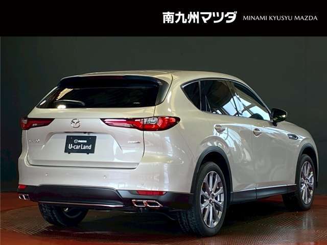 【CX-60】ドライビングエンターテインメントSUV。走ることの感動が感じられるクルマを目指し、五感で感じるクルマとの一体感と、心に響くエンジンサウンドと変速のリズムをつくり込みました。