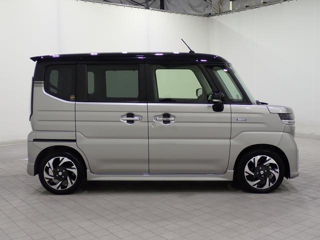ご遠方のお客様には専門業者を介した陸送納車サービスがございます【※有料】。　お住まい・お届けご希望ご希望の地域をご連絡頂ければ輸送費用のお見積りと輸送期間の目安をご案内させていただきます。
