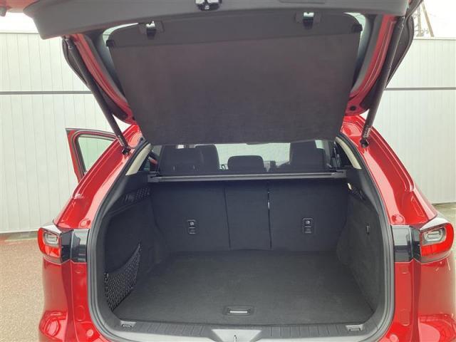 荷室広々CX60です。アウトドア派の皆さんいかがですか！インドア派の皆さんいかがですか！