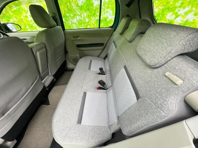 WECARSでは各商談席に大型モニターをご用意しております！見やすい大画面でゆったりと全国の在庫をご覧いただけます！是非ご来店お待ちしております！