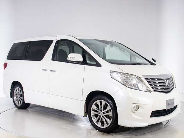 当社では販売車両の1台1台に車輌状態評価書【修復歴の有無、走行距離計の交換、改ざん等の有無を証明する書面】がついております。内外装抗菌クリーニング済み！！これからも気持ちよくお乗り頂けます☆