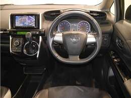 シンプルで使いやすいインパネ周り！