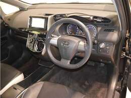 シンプルで使いやすいインパネ周り！