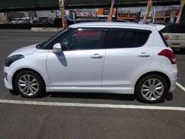 中古車は一物一価、同じようなお車でも、整備状況、外内装の状態など様々です。