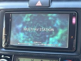 【純正ナビ】人気の純正ナビを装備しております。ナビの使いやすさはもちろん、オーディオ機能も充実！キャンプや旅行はもちろん、通勤や買い物など普段のドライブも楽しくなるはず♪