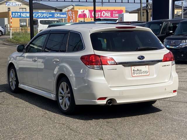 人気車や低価格車はすぐに売れてしまう可能性があります。お早めのご検討、ご来店お待ちしております。また、ご不明な点など細かい相談もドンドン対応させて頂きますのでお気軽にお申し付け下さい。