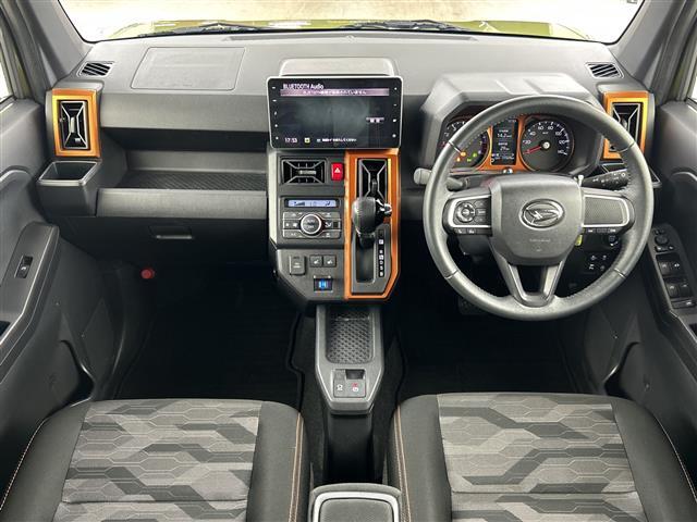 【インパネ全体】全方位で視界が広く、高い目線で運転もしやすいです！