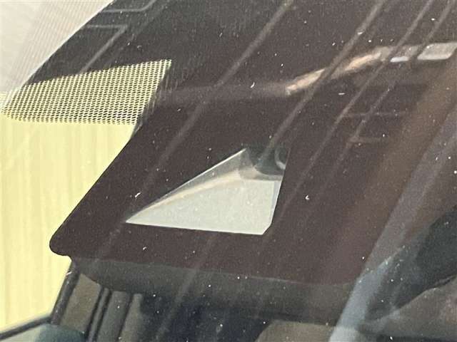 当店の展示車は全て保証付き！（一部車両を除く）保証内容は1年間走行距離無制限のトヨタロングラン保証です。全国のトヨタディーラーで保証修理可能です。わずかなご負担で最長3年の延長も可能。