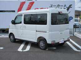 当店は最新の整備機器を取り揃えております。カメラ、レーダー調整に必要な「エーミング機器」完備。「3Dアライメントテスター」、エンジンの内部の汚れを落とす「オイルプロ・フューエルプロ」等があります。