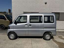 自動車でお越しの際は、第二阪奈有料道路中町IC・西名阪自動車道大和まほろばICから約10分の場所になります。