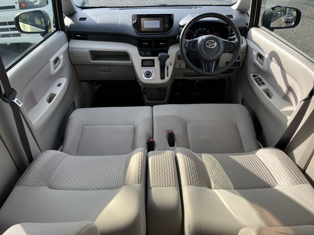 カーズ大阪では中古車販売をメインに各種保険の取扱、板金修理まで幅広く対応しています。中古車販売は全国どこでも対応可能！遠方の方でも安心して買ってもらえるような取り組み・工夫を行なっています。