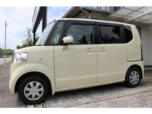 ☆ホンダディーラー入庫☆かわいいベージュカラー♪♪内外装美車◎◎◎点検記録簿多数！！大型ナビ付♪全国どこでも登録OK♪即売約注意！！！ぜひ見に来てください（≧∇≦）♪♪