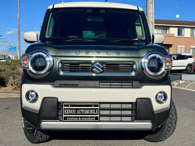 【新車保証付き】 納車後も安心の5年又は10万kmの全国共通のメーカー保証付き。ご自宅近辺のディーラー様で保証修理やアフターサービスも受けれるので、遠方のお客様もご安心ください。