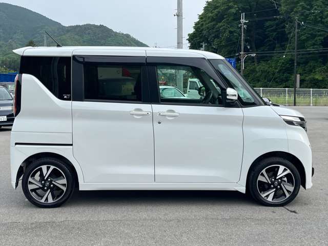 （株）あっぷる関西は業界経験者多数在籍！！新車ディーラー営業・大手中古車ディーラー営業・新車ディーラー整備士など、豊富な知識と経験をお客様の車選びや納車後のサポートをお手伝いさせて頂きます。