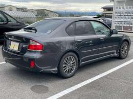 「来て♪見て♪触って♪乗って♪」常に入替えしておりますのでいつ来ても楽しい展示場になるよう心がけております。試乗も可能！（一部車両を除く）