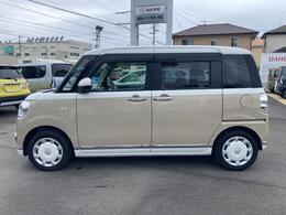 静岡ダイハツの中古車は、展示前に徹底した洗車や室内清掃を実施しております。