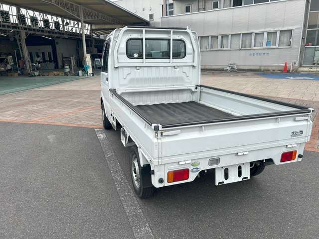 法定点検整備付です。納車前にしっかりメンテナンスさせて頂きますので安心してお乗り頂けます。